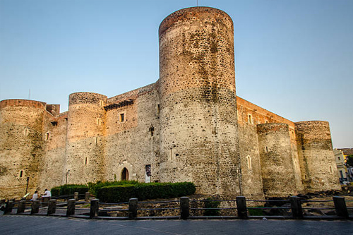 Centro Storico Catania - Castello Ursino - CivicoCento